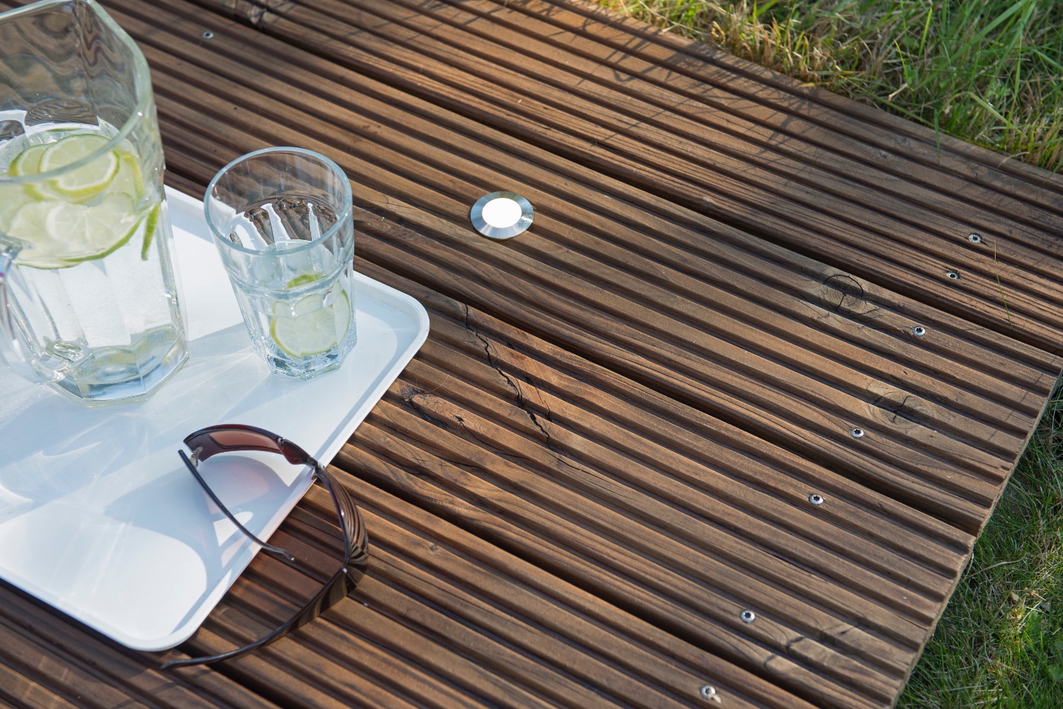 Holzterrasse: fertig Holzterrasse: fertig